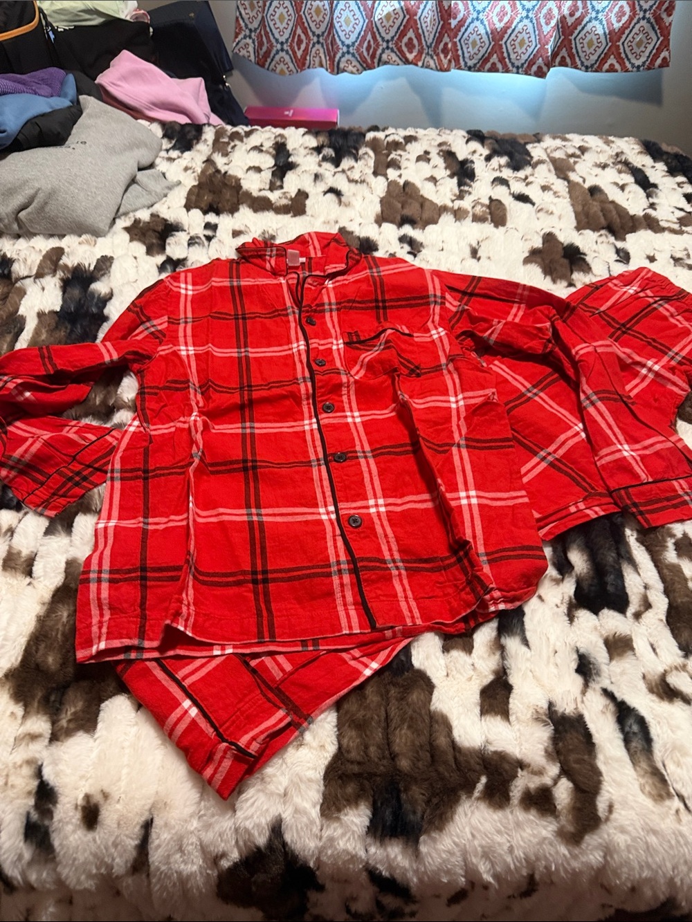 Wondershop Boys Medium (8) Plaid Pajama Set Like New